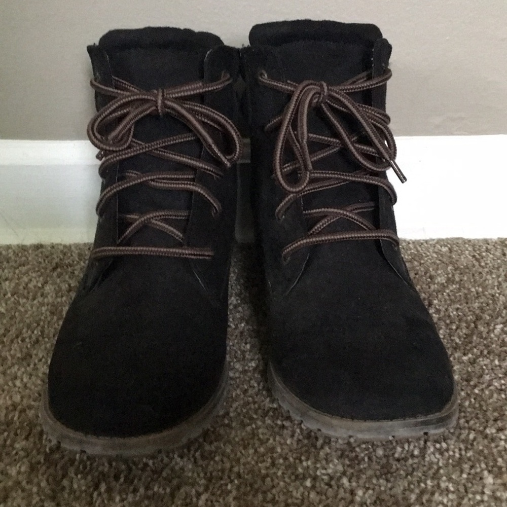 Women’s Candie’s black lace up boot